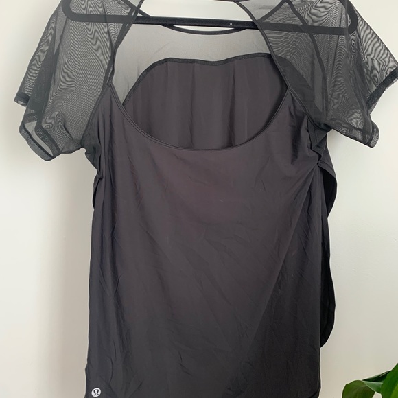 Lululemon mesh shirt - Picture 3 of 5